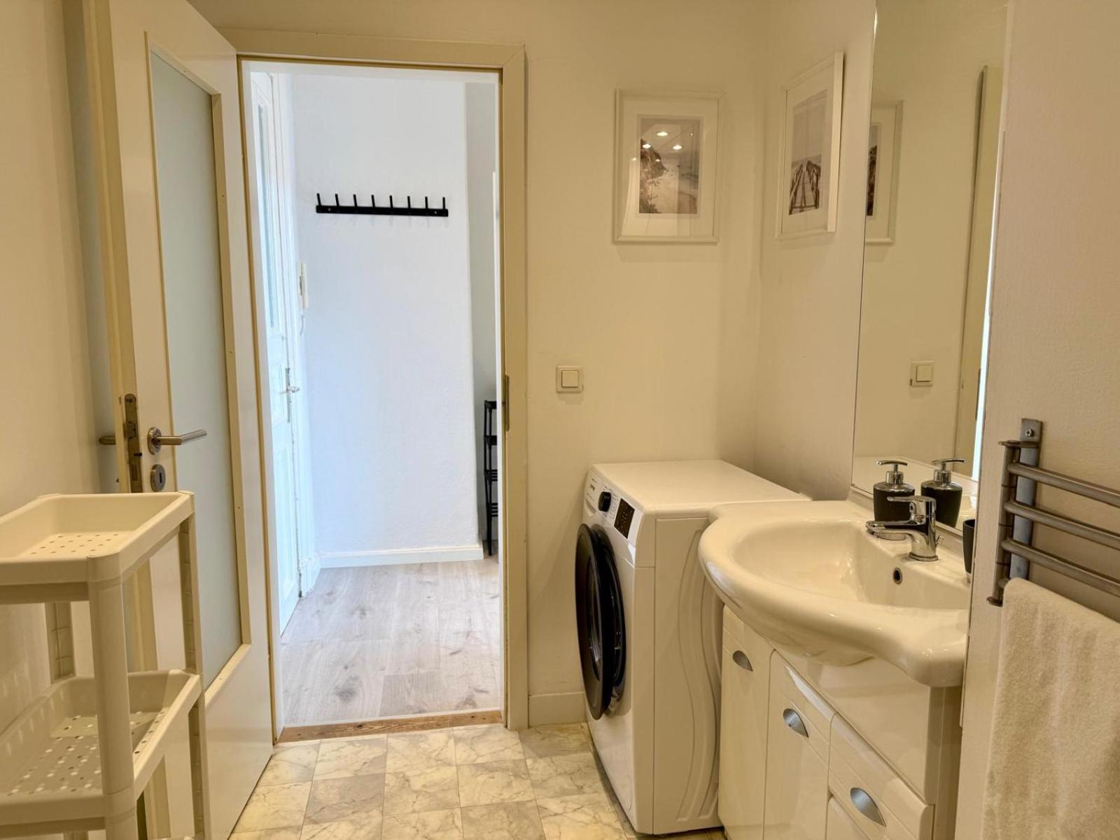 Tt Living Apartments Bonitas & Divinitas I 2 Schlafzimmer I Kueche I Vollbad I Waschmaschine Rellingen Екстериор снимка